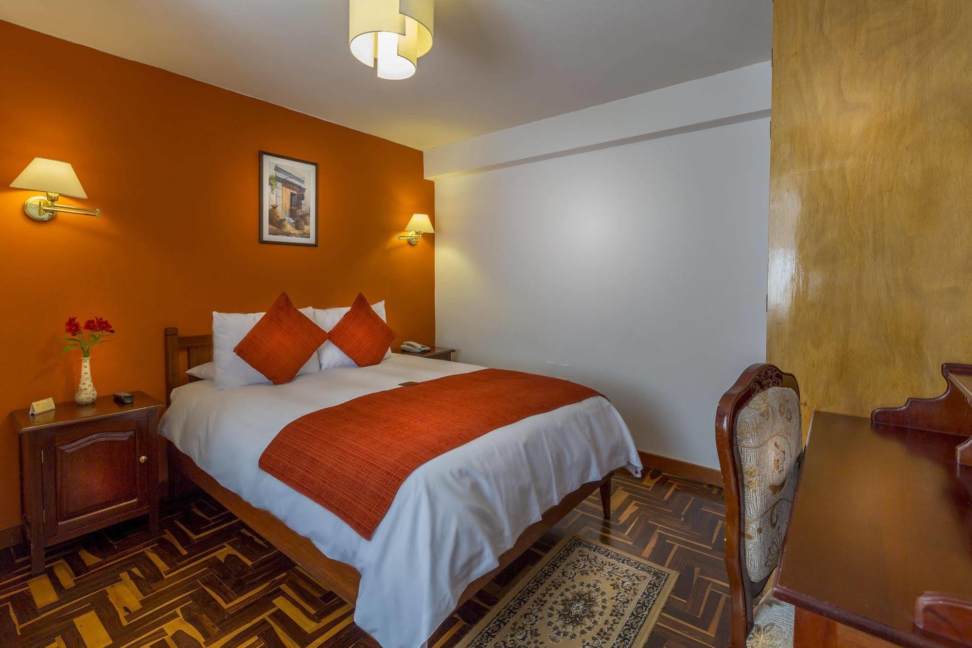 Hotel El Virrey Boutique 3*